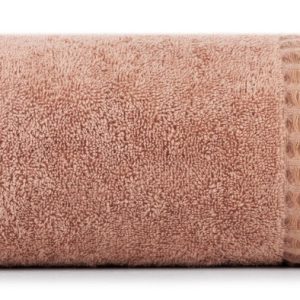 Ręcznik Avinion 70×140 pudrowy frotte z bordiurą 500 g/m2 Terra Collection 767159